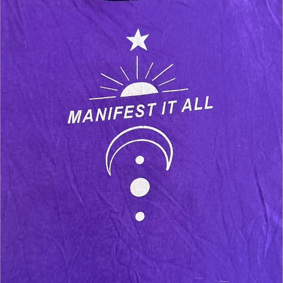 “Manifest It All” Purple Tee (Used - Medium) 💜 - Picture 3 of 4